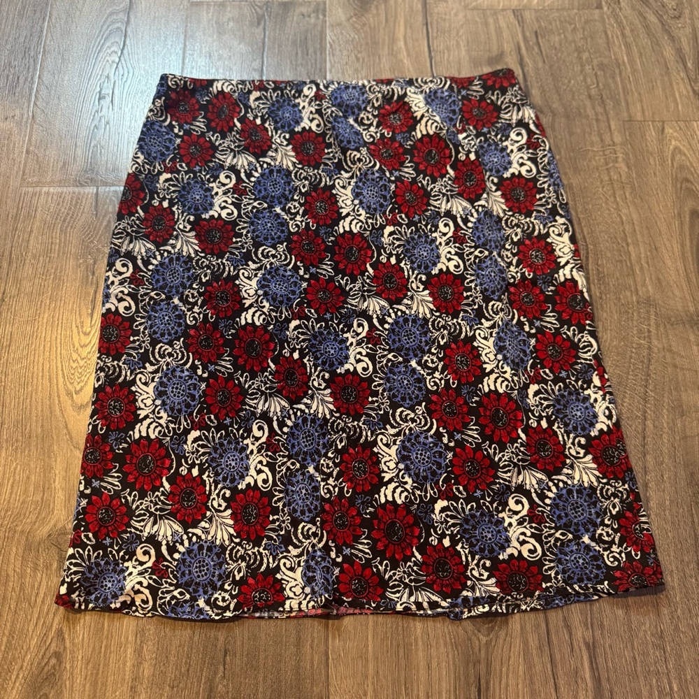 Style & co Floral Patterned Skirt Red, Blue, Black size 14 women
